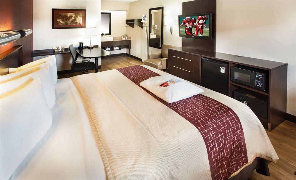 Red Roof Inn Plus+ Atlanta - Buckhead Druid Hills Exteriér fotografie